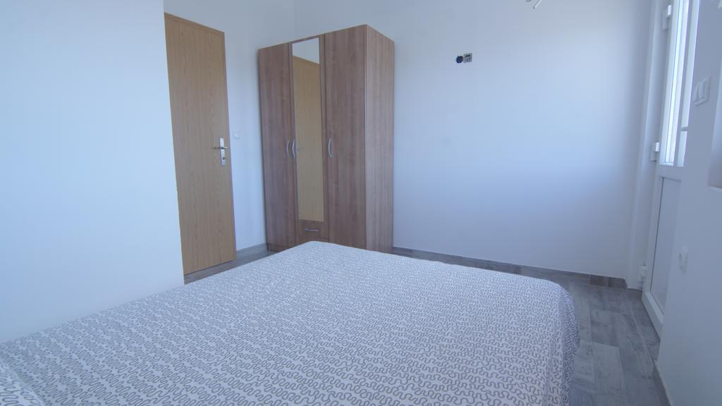 Apartments Domani Vir Zewnętrze zdjęcie