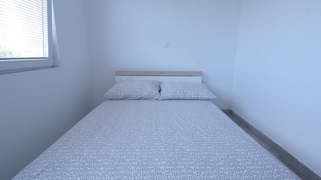 Apartments Domani Vir Zewnętrze zdjęcie